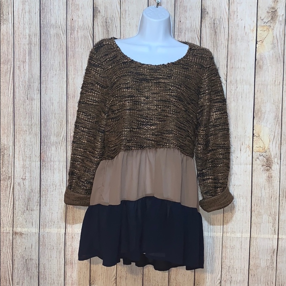 Entro Sweater - Picture 2 of 5